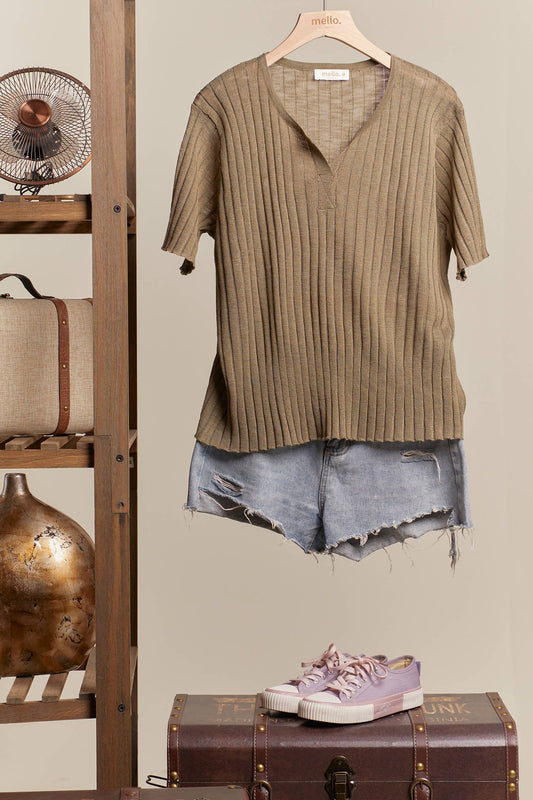 Henley Neck Ribbed Top: OLIVE / S