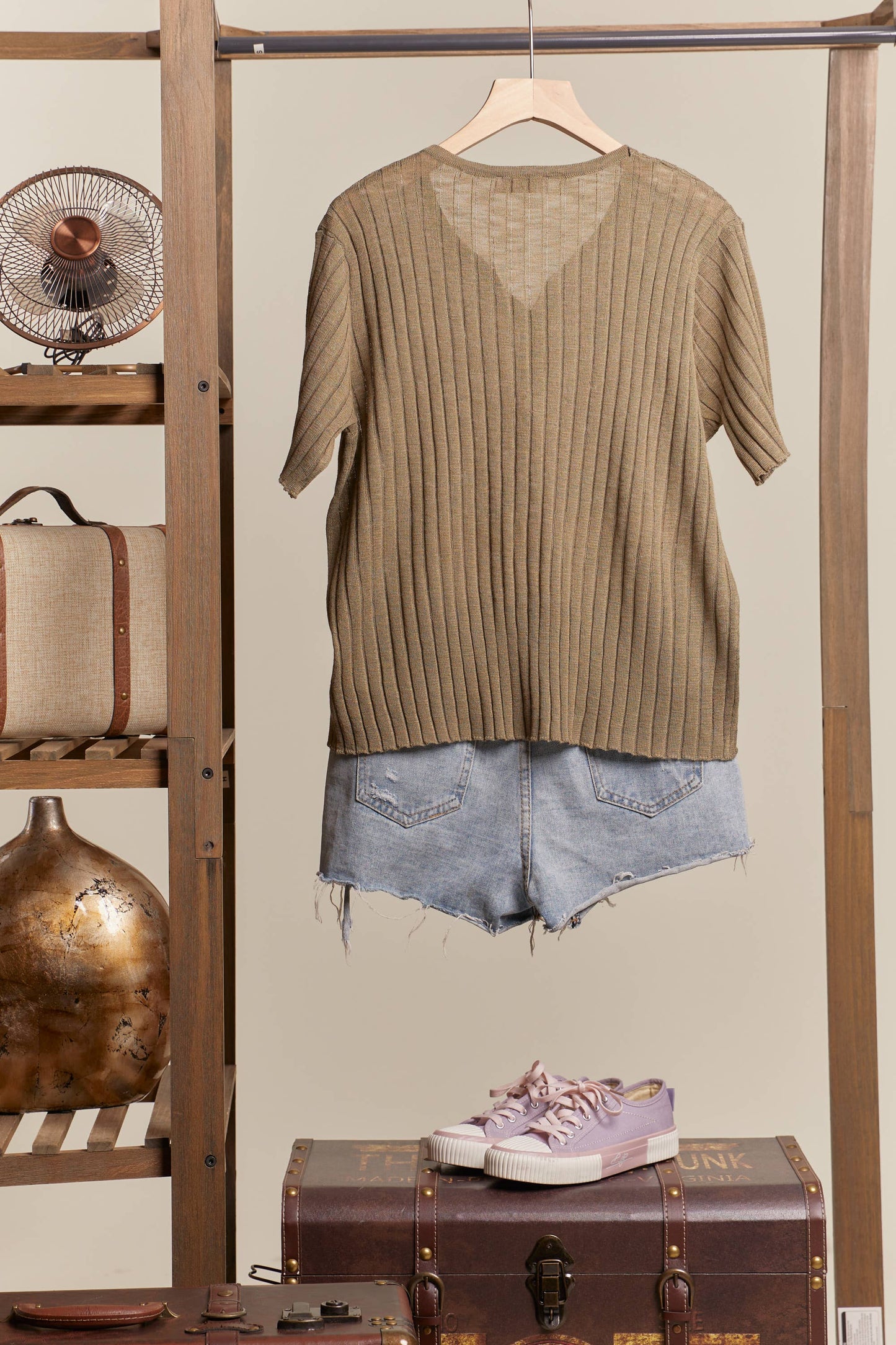 Henley Neck Ribbed Top: OLIVE / M